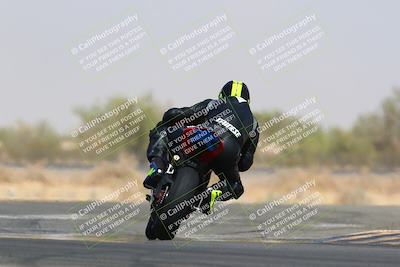 media/Mar-28-2022-Superbike Trackdays (Mon) [[b8603d0f67]]/Open Track Time/Turn 16/